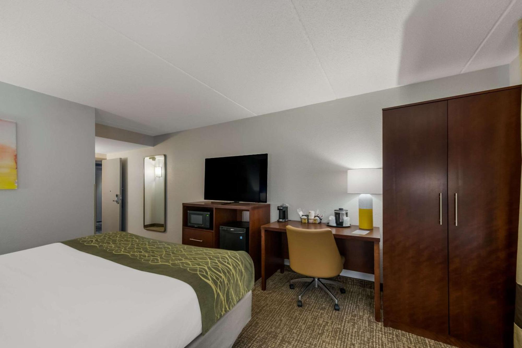 Comfort Inn Newport News - Hampton I-64 エクステリア 写真