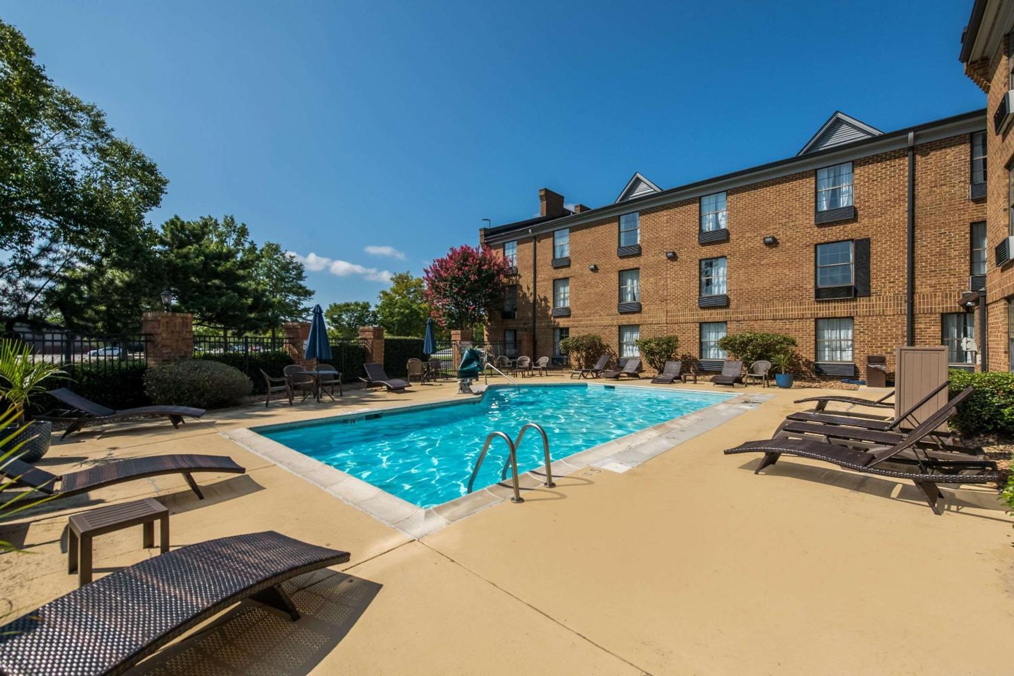 Comfort Inn Newport News - Hampton I-64 エクステリア 写真